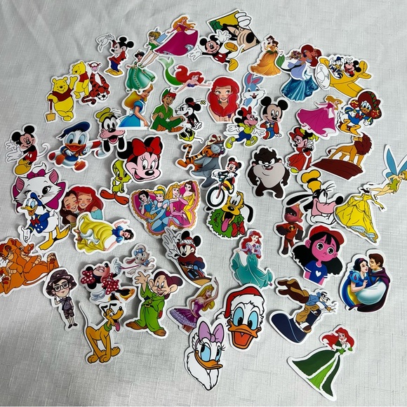 Lot of 50 Disney Stickers - Picture 1 of 1